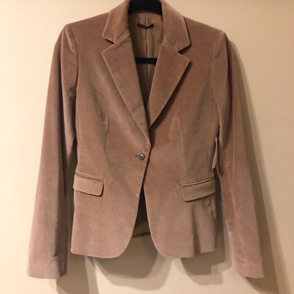 Tahari blazer NEW W/ TAGS size 4